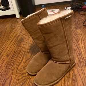 Bearpaw Uggs never worn brand new